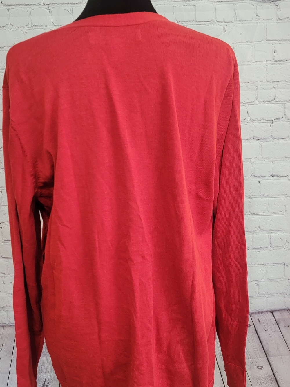 Amazon Essentials Red V-Neck Button Front Cardigan XL - Picture 2 of 3